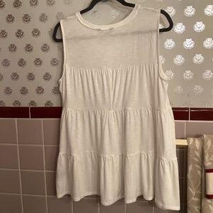 Simply Vera, Size L sleeveless trapeze top